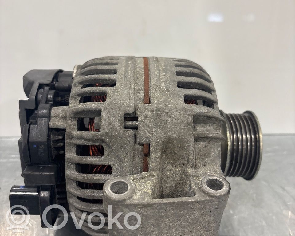 Volkswagen Golf VI Alternator 