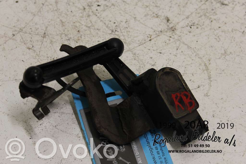 BMW 1 E81 E87 Sensor de altura delantera de la suspensión neumática