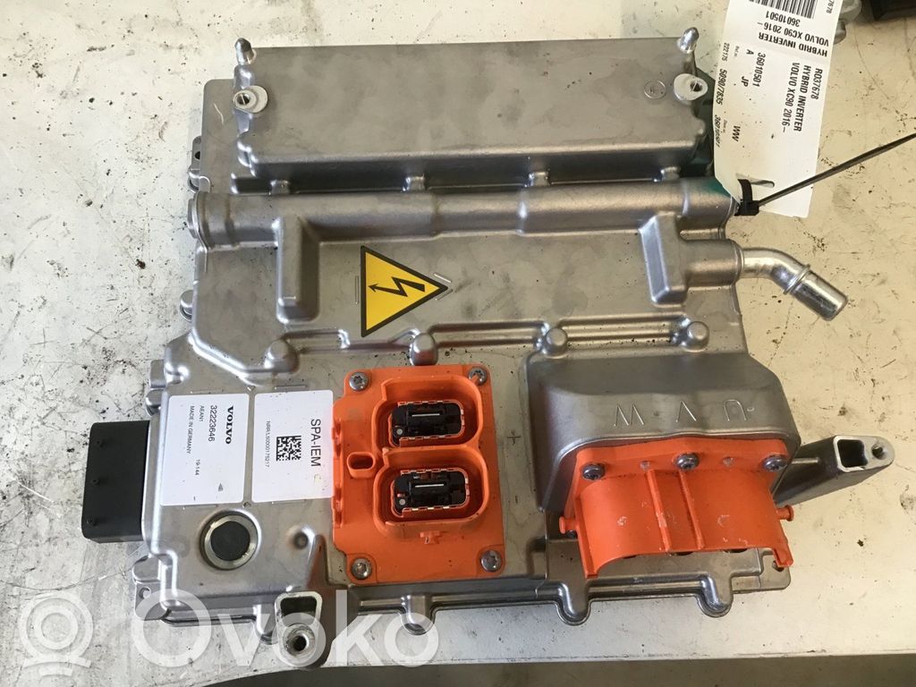 Volvo XC90 Convertitore di tensione inverter