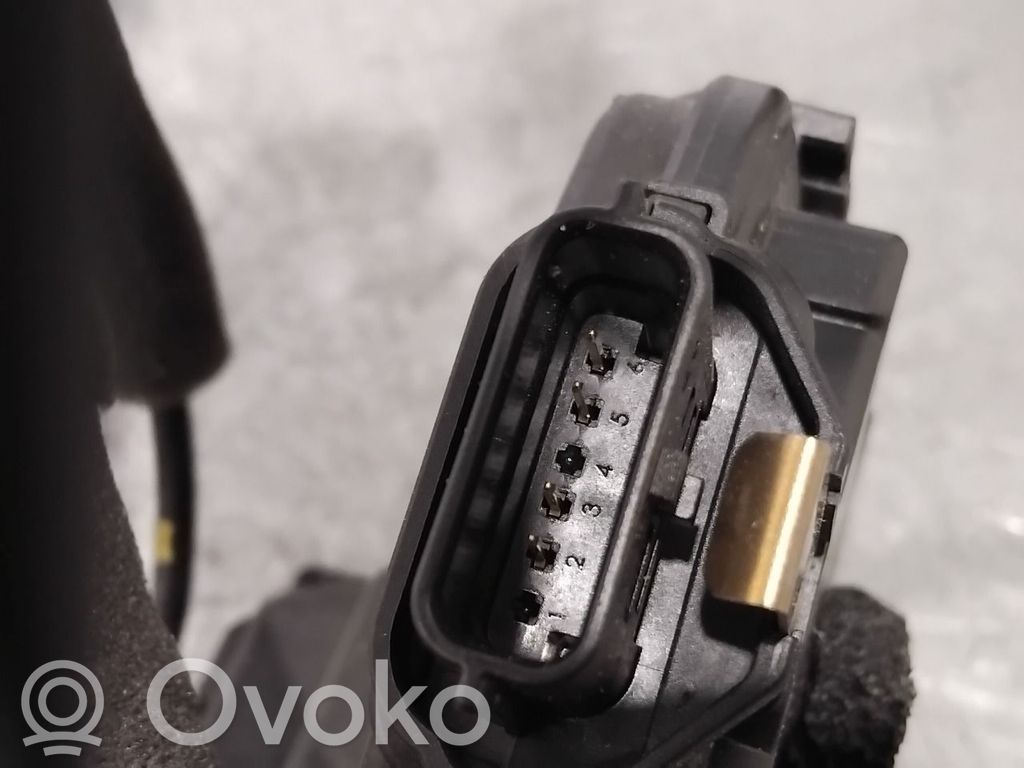 Renault Captur Zamek drzwi przednich