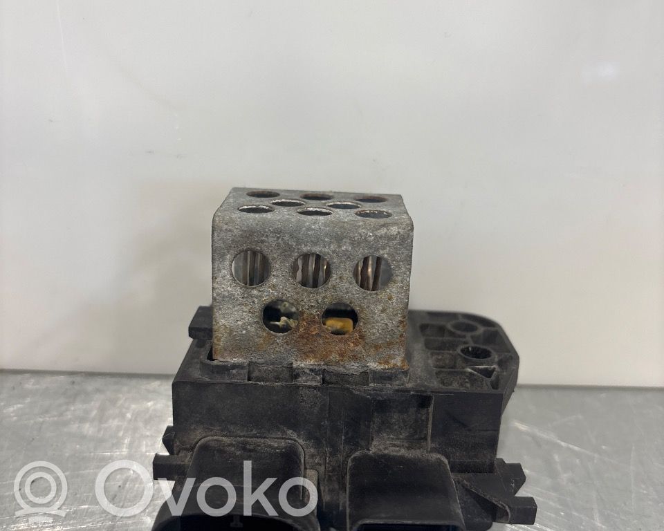 Citroen C4 II Mazā radiatora ventilatora reostats