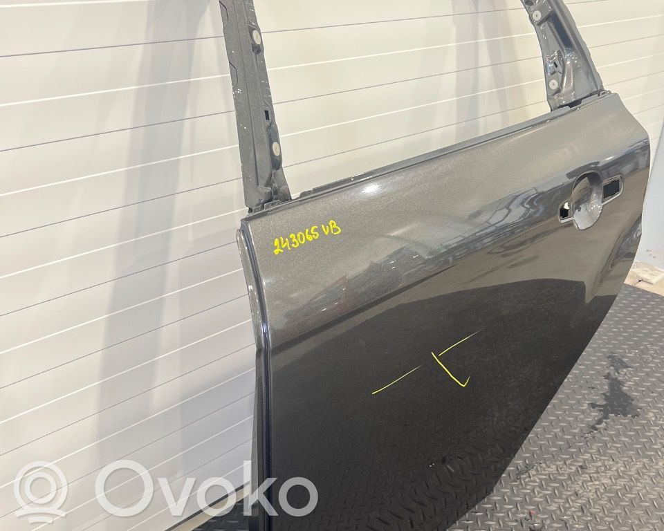 Ford Focus Galinės durys