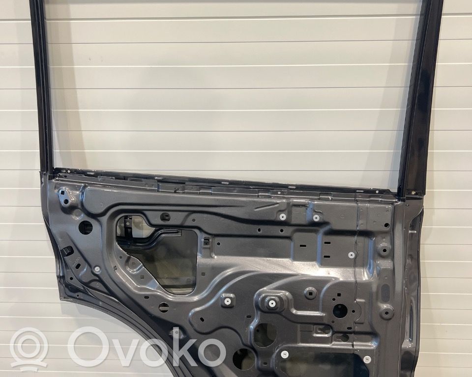 Mitsubishi Pajero Puerta trasera