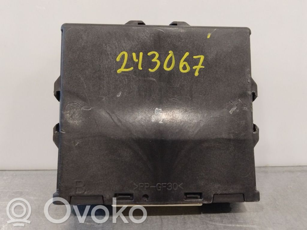 Mercedes-Benz B W246 W242 Module de commande de frein à main 