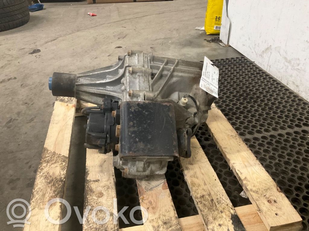 Isuzu D-Max Pārnesumkārbas reduktors / razdatka 
