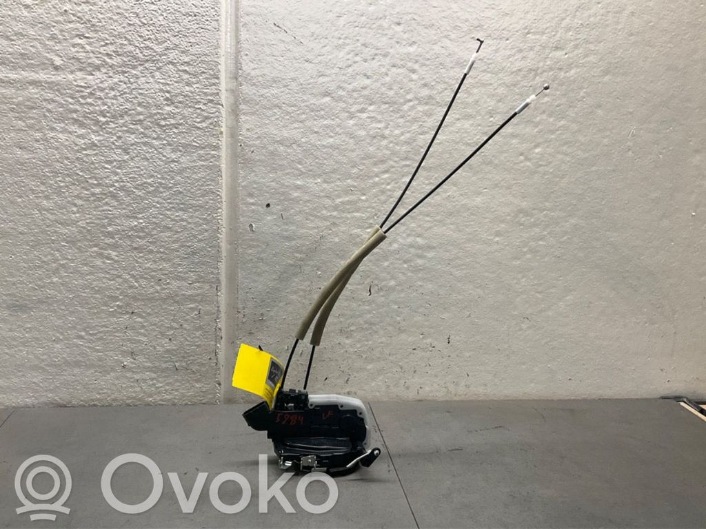 Nissan Leaf II (ZE1) Priekšpusē slēdzene 