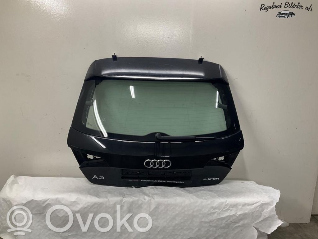 Audi A3 S3 8V Tailgate/trunk/boot lid 