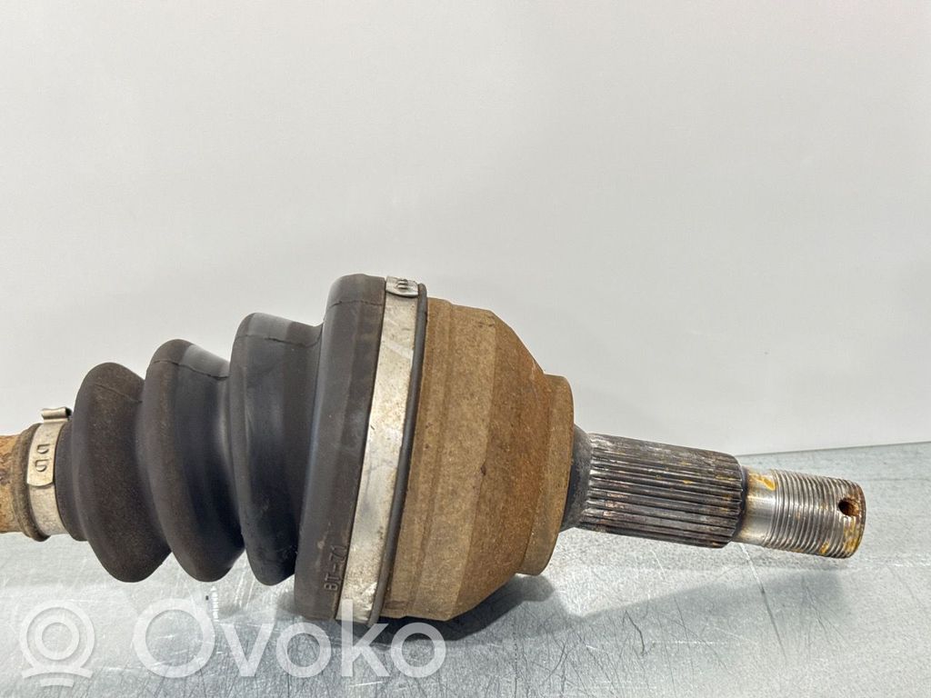 Peugeot Expert Etuvetoakseli