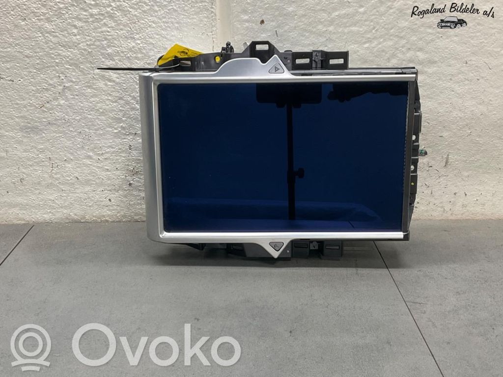 Tesla Model S Multimediju kontrolieris