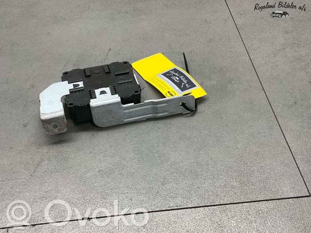 KIA EV6 Door control unit/module 