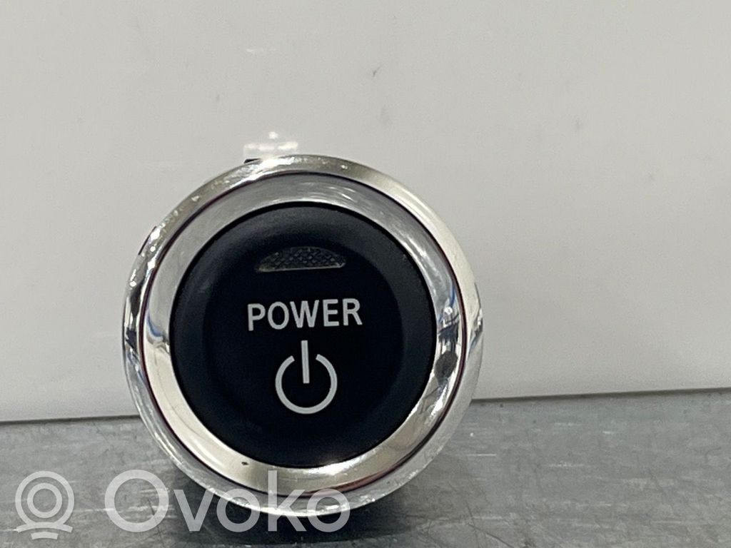 Mitsubishi Outlander Interruptor de encendido/apagado del motor 