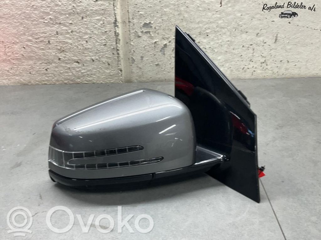 Mercedes-Benz B W246 W242 Etuoven sähköinen sivupeili