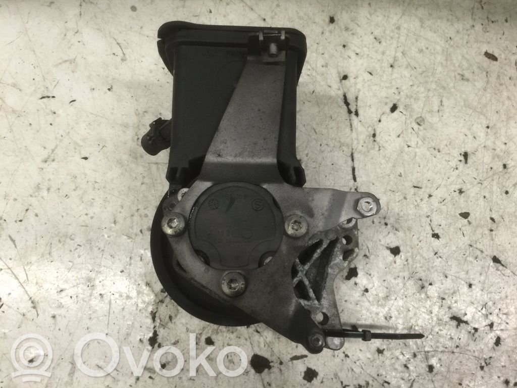 BMW 5 E60 E61 Bomba de dirección hidráulica 