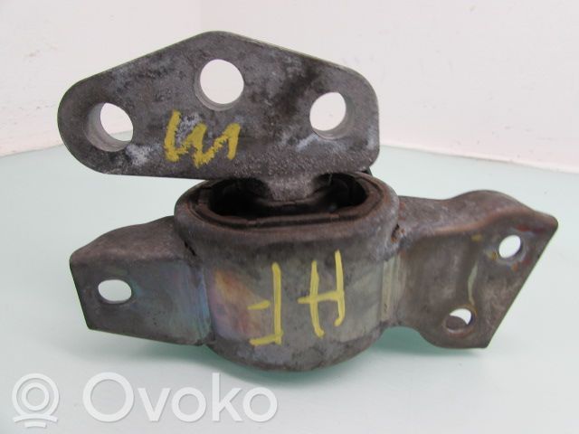 Opel Corsa D Wspornik / Mocowanie silnika 