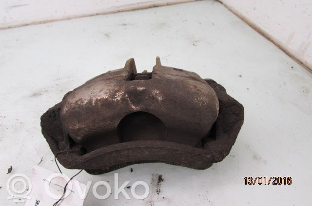 Volvo S40, V40 Zacisk hamulcowy przedni 