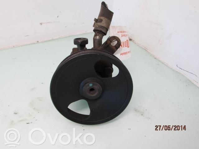 Nissan Almera N16 Pompe direction assistée 