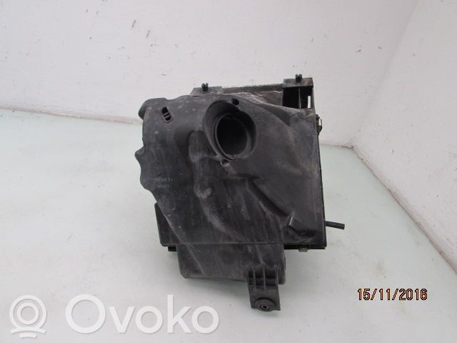 Volkswagen PASSAT B5.5 Ilmansuodattimen kotelo 