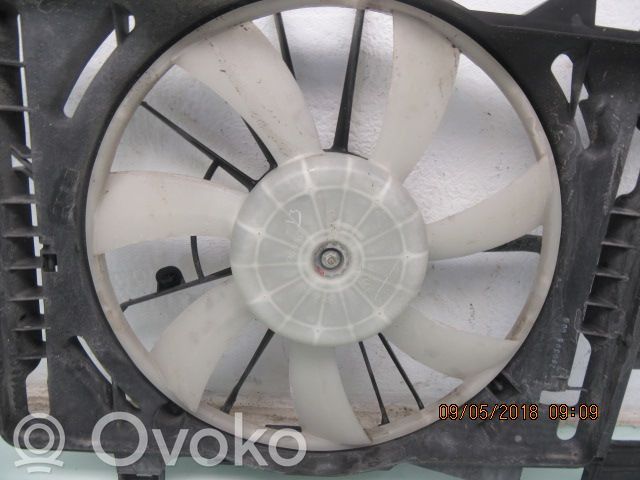 Toyota Yaris Convogliatore ventilatore raffreddamento del radiatore 