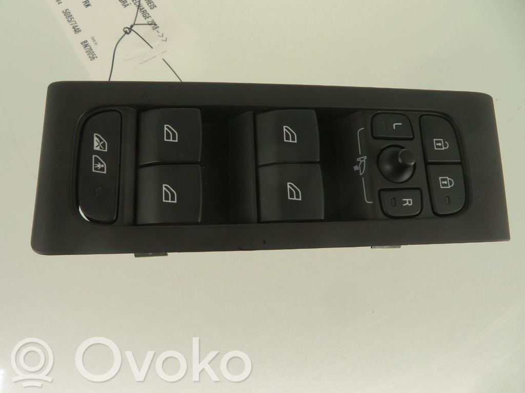 Volvo XC40 Interrupteur commade lève-vitre