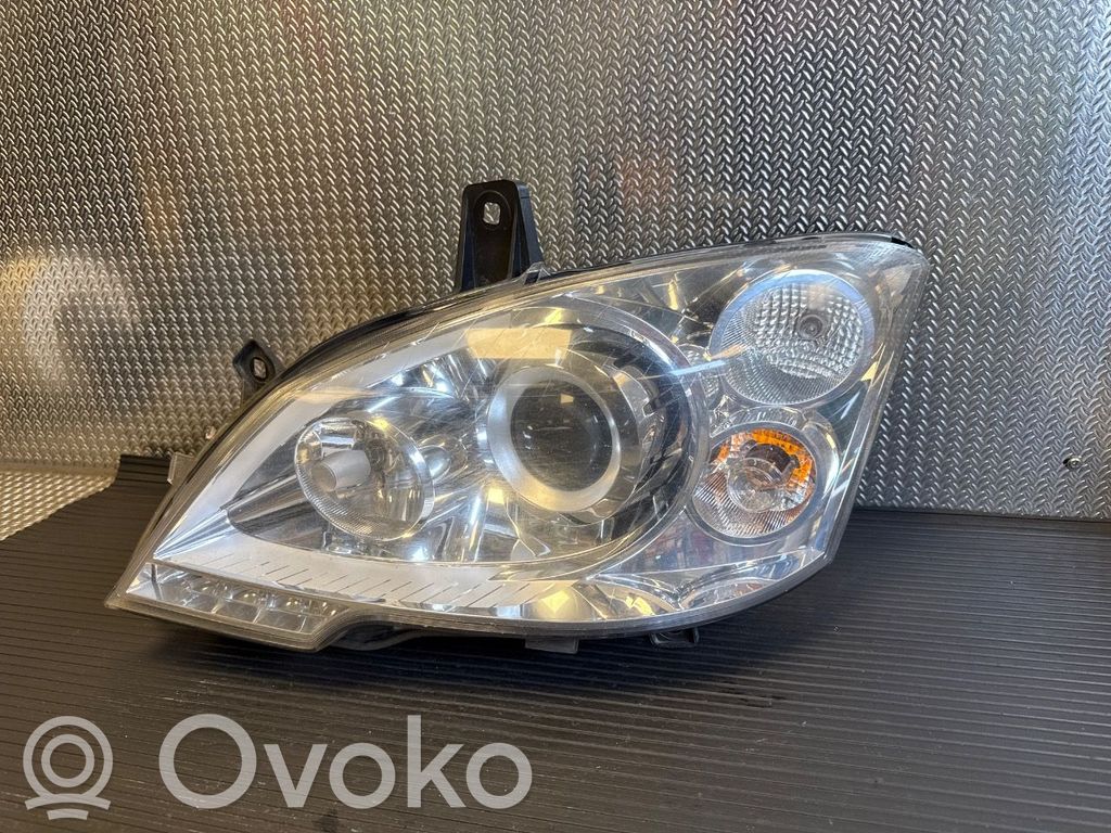 Mercedes-Benz Vito Viano W639 Far