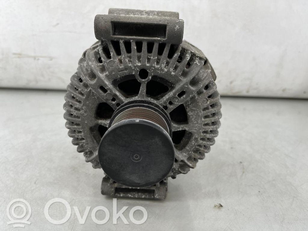Mercedes-Benz E W212 Alternator 