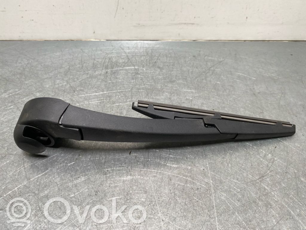 MG MG4 ev Brazo del limpiaparabrisas trasero