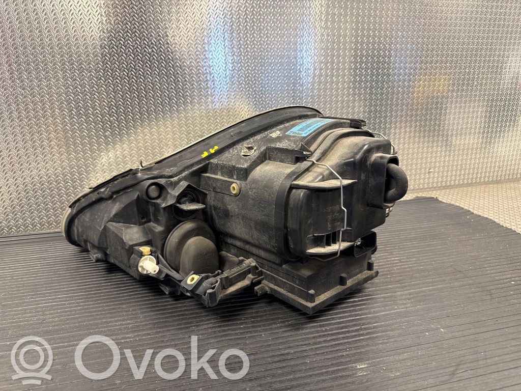 Porsche Cayenne (9PA) Lampa przednia 