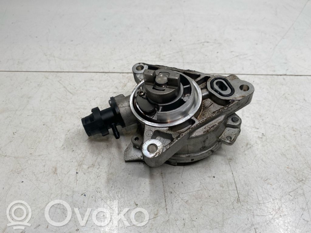 Volvo XC40 Alipainepumppu 