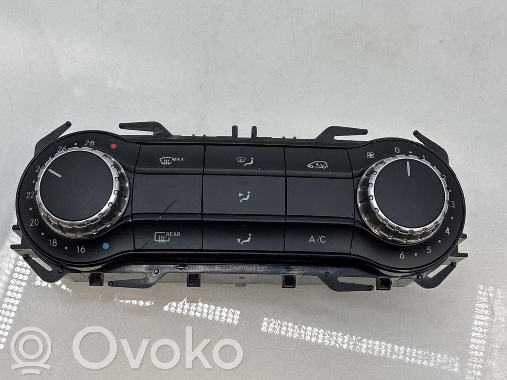 Mercedes-Benz CLA C117 X117 W117 Verkleidung Bedieneinheit Klimaanlage / Heizung