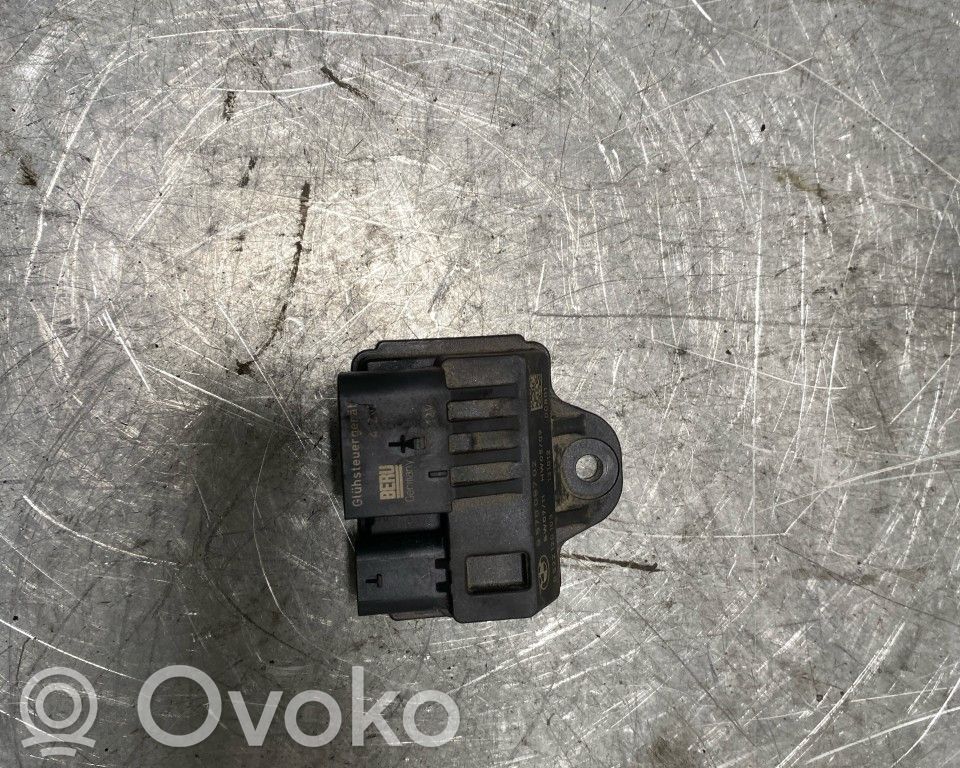 BMW 1 F20 F21 Glow plug pre-heat relay 