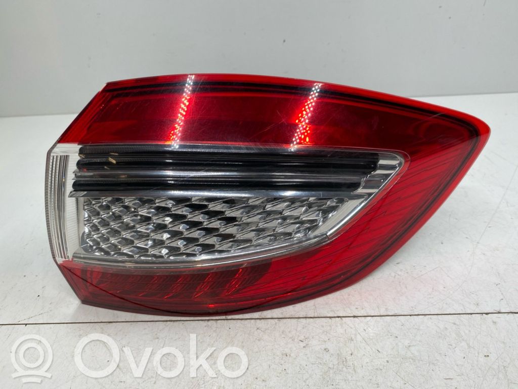 Ford Mondeo MK IV Rückleuchte Heckleuchte 