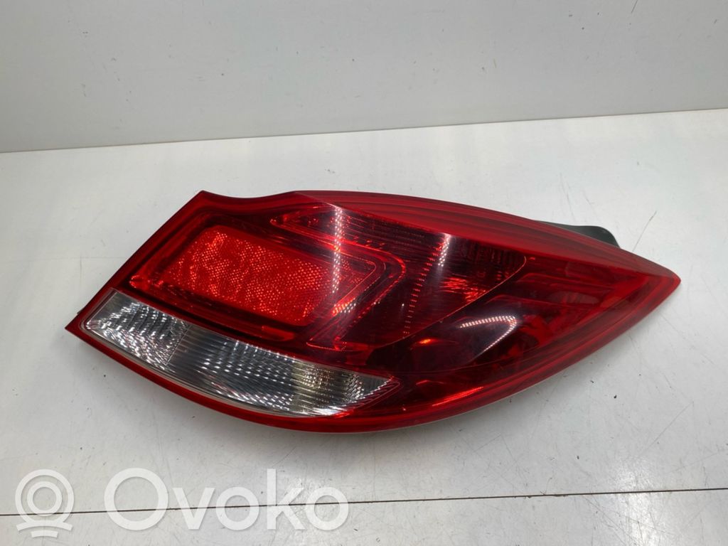 Opel Insignia A Lampa tylna 