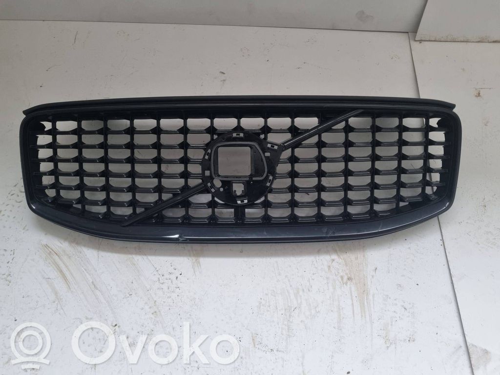 Volvo XC60 Front grill 