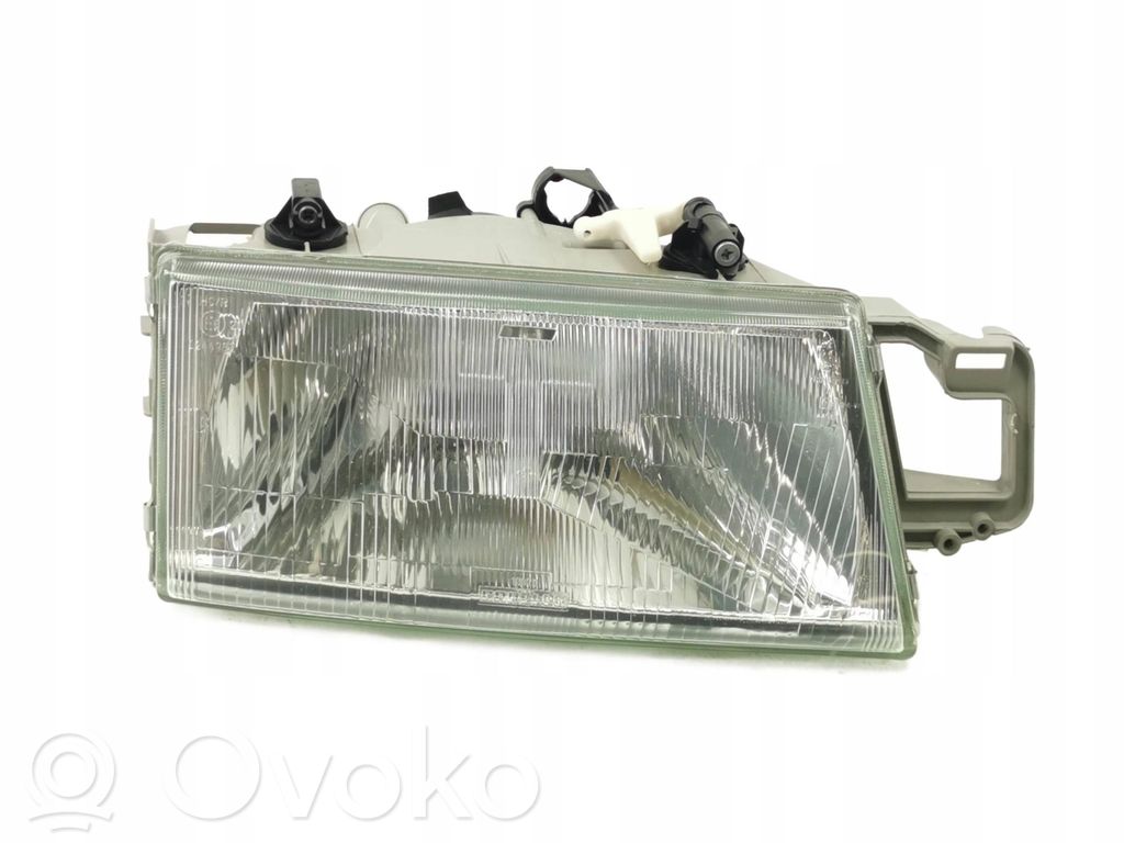 Fiat Tempra Lampa przednia 