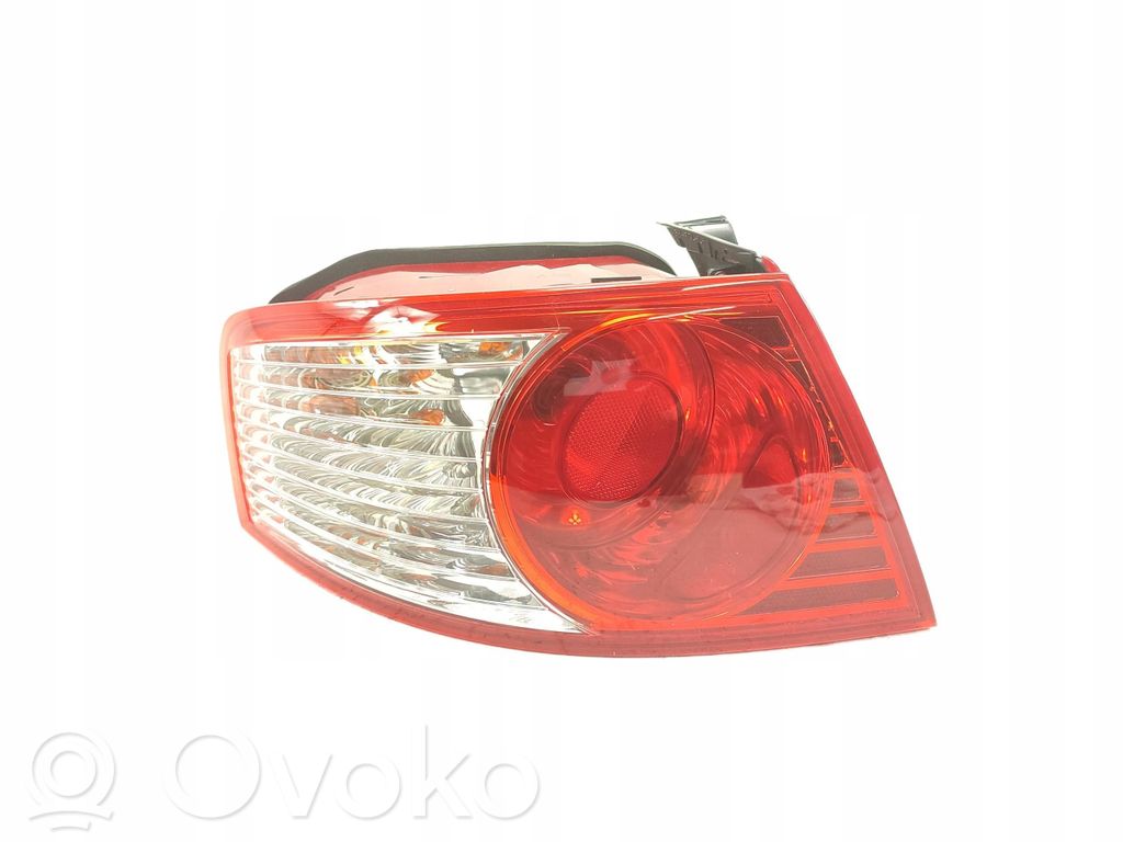 KIA Opirus Galinis žibintas kėbule 