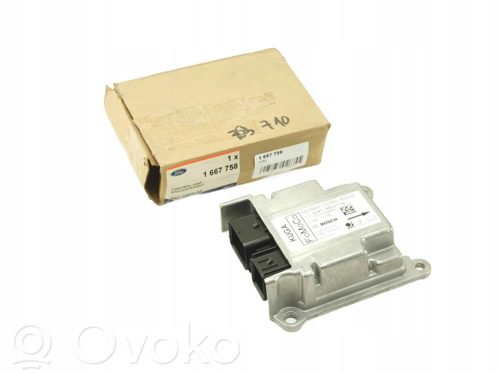 Ford Kuga I Airbag set 