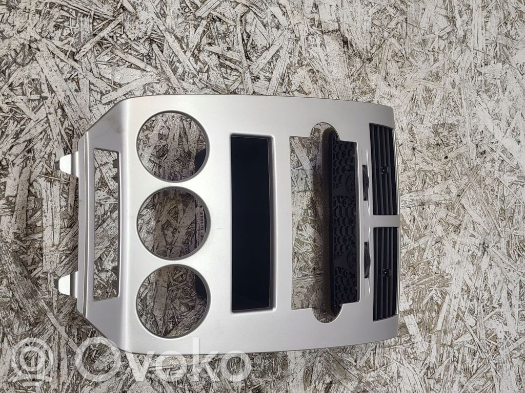 Dodge Caliber Griglia di ventilazione centrale cruscotto 