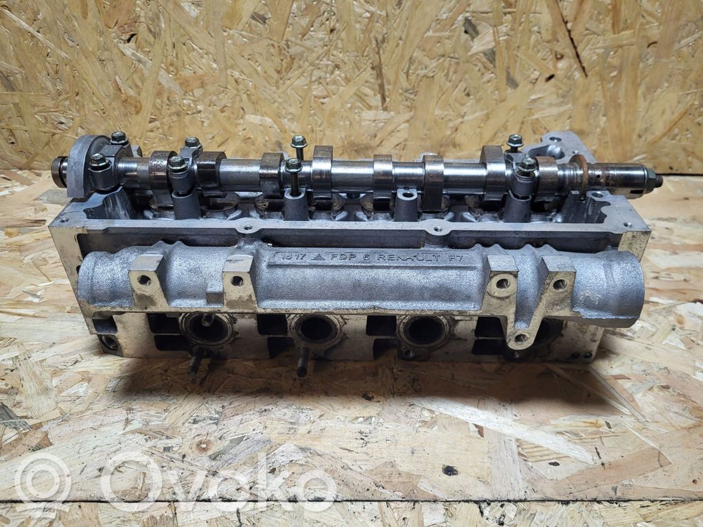 Renault Clio II Engine head 
