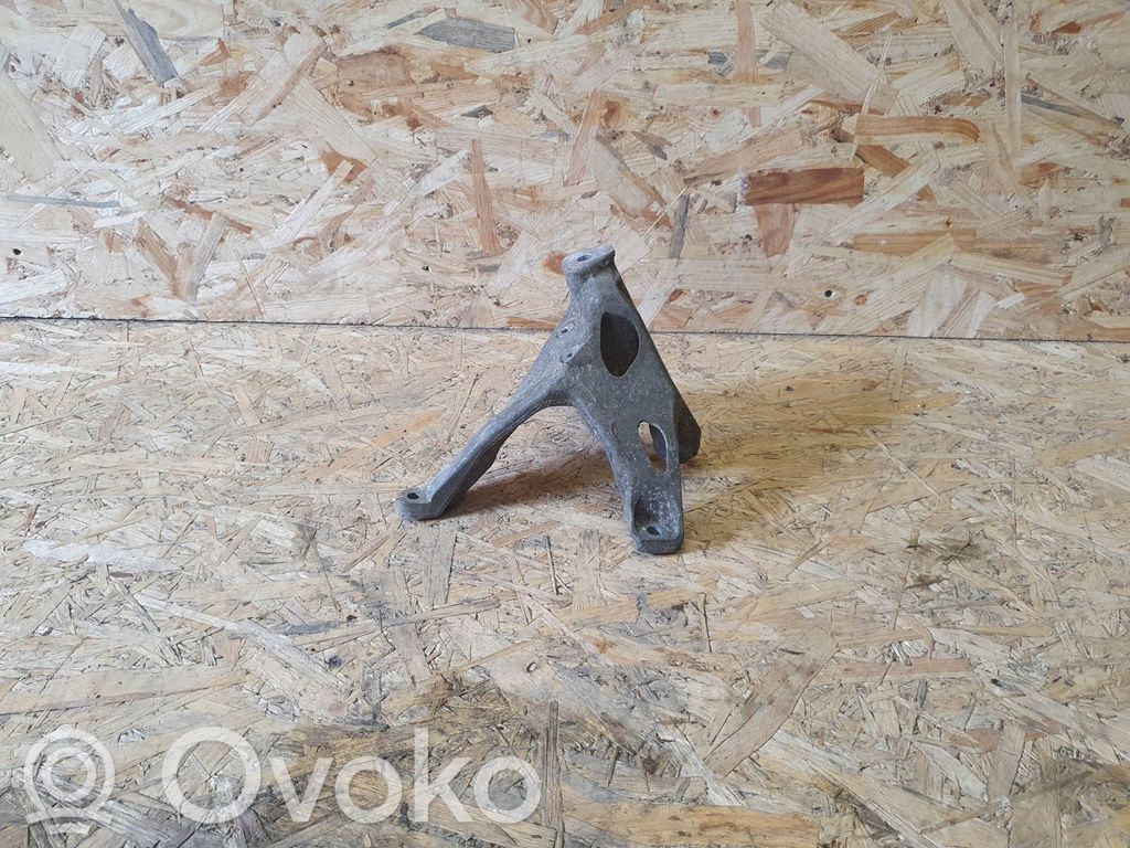 Audi A8 S8 D4 4H Engine mounting bracket 