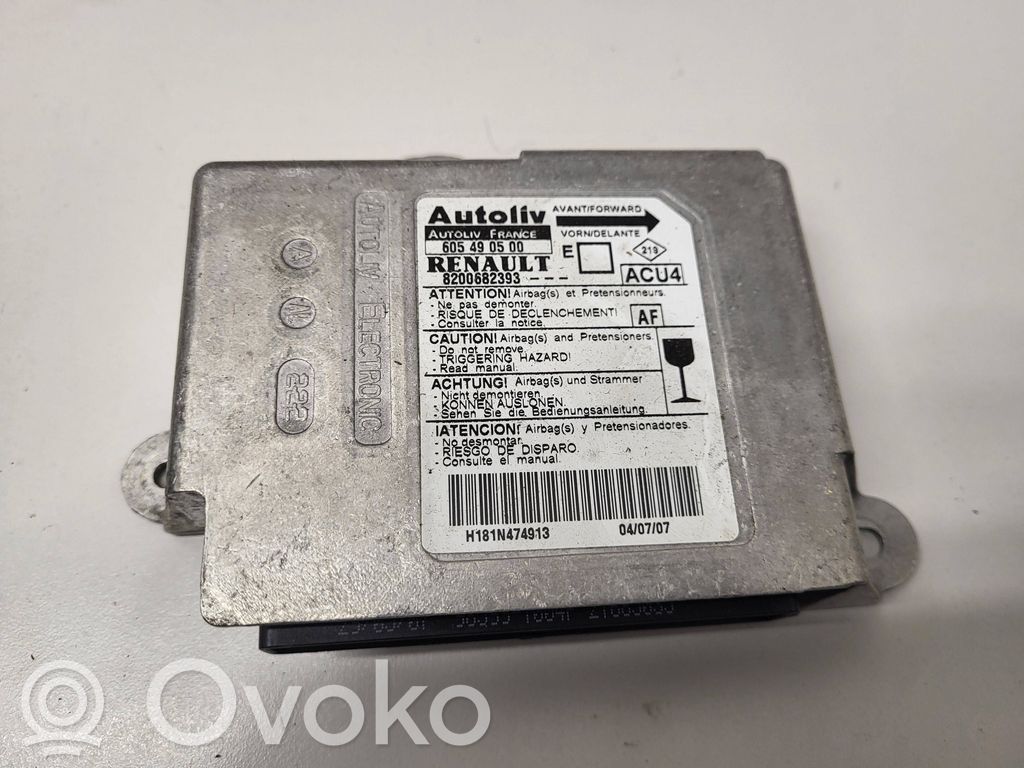 Renault Megane II Airbag control unit/module 