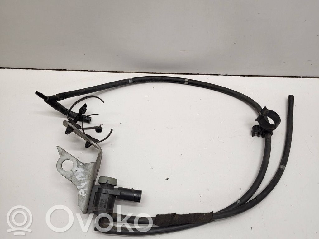 Audi A4 S4 B8 8K Turbo solenoid valve 