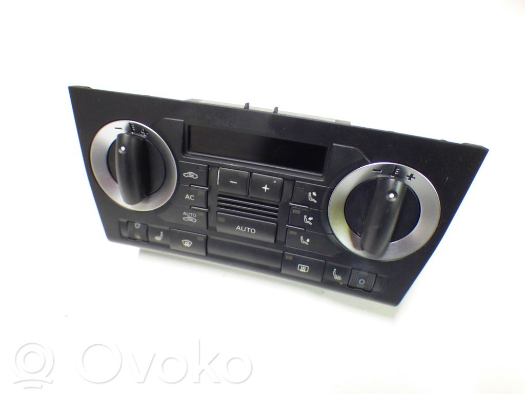 Audi A3 S3 A3 Sportback 8P Climate control unit 