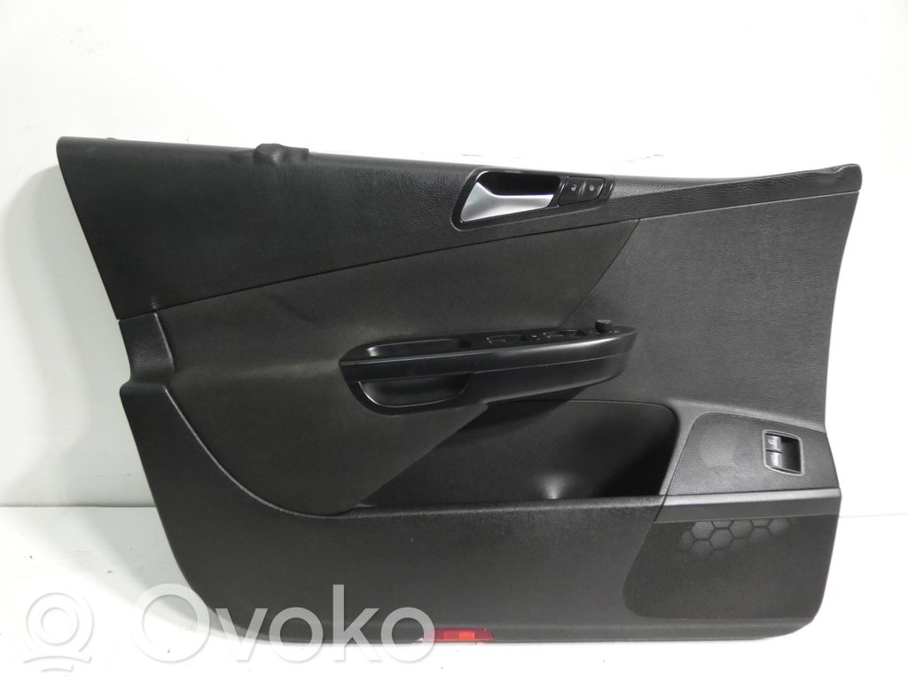 Volkswagen PASSAT B6 Boczki / Poszycie drzwi przednich 