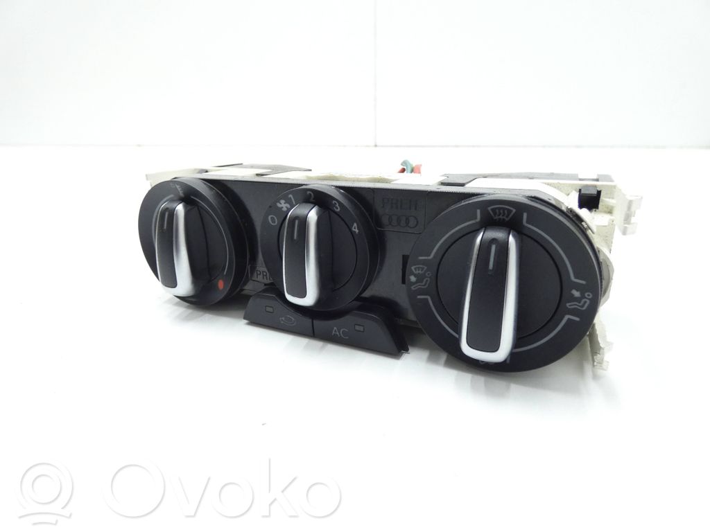 Audi A1 Climate control unit 