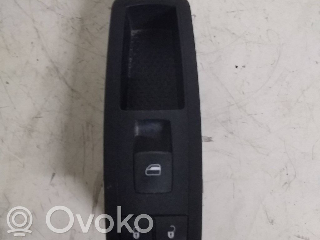 Electric window control switch   10034067