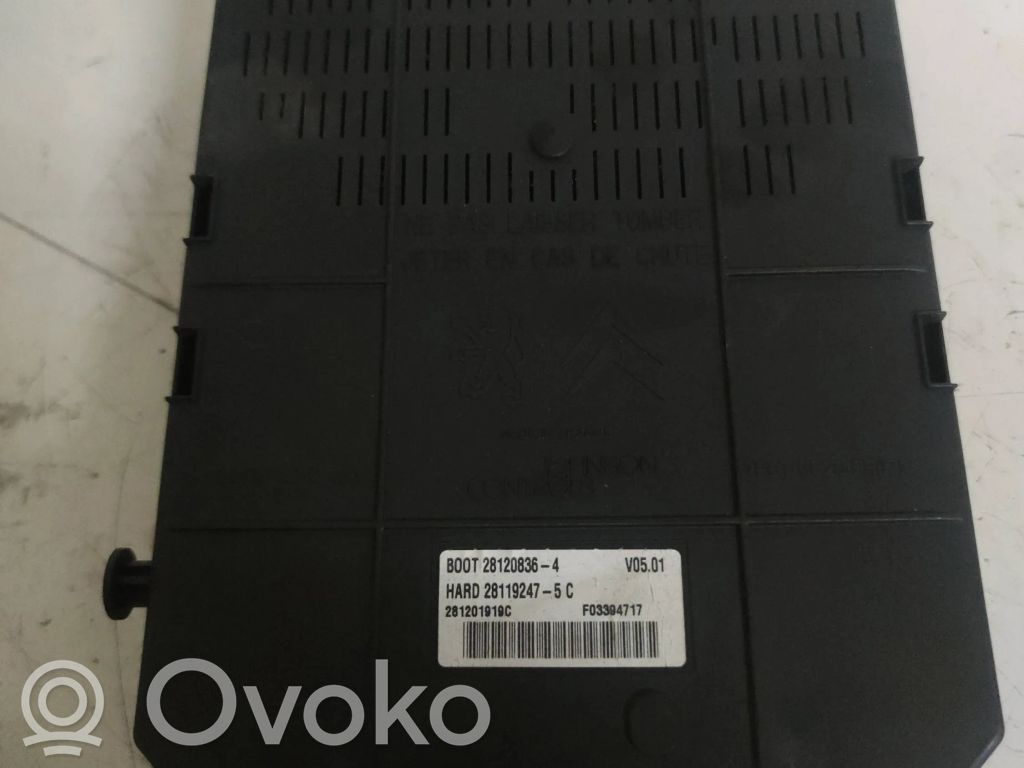 Citroen C5 Fuse module 