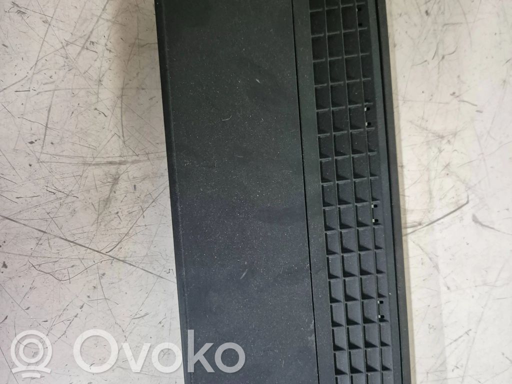 BMW 7 E65 E66 Kita salono detalė 