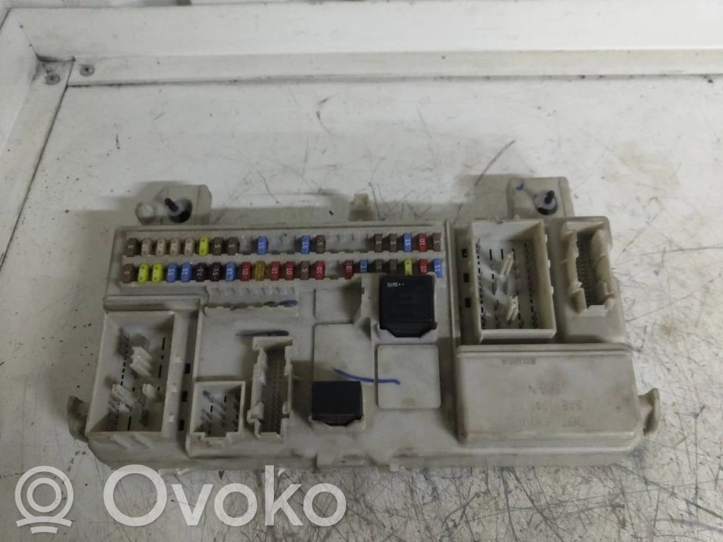 Volvo V50 Fuse module 