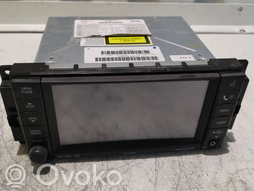 Panel / Radioodtwarzacz CD/DVD/GPS   P05064760AC,T00BE246850008