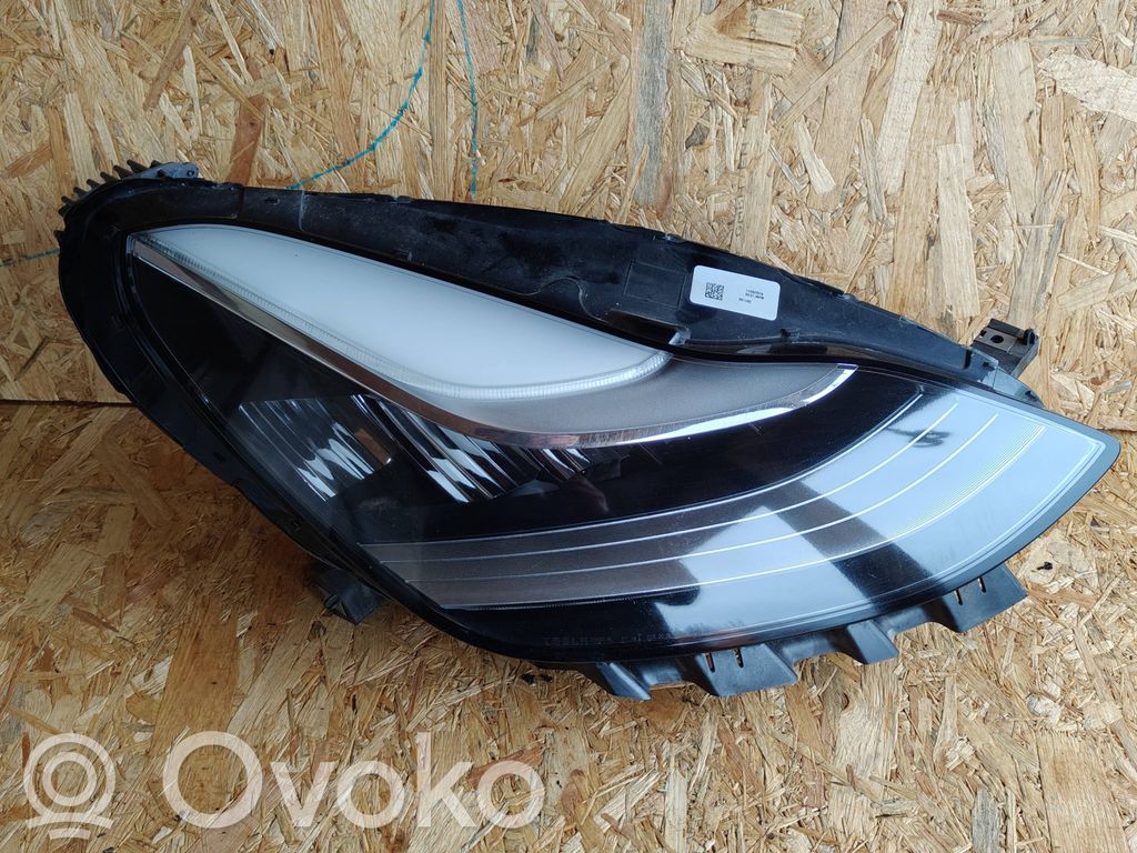 Tesla Model 3 Headlight/headlamp 